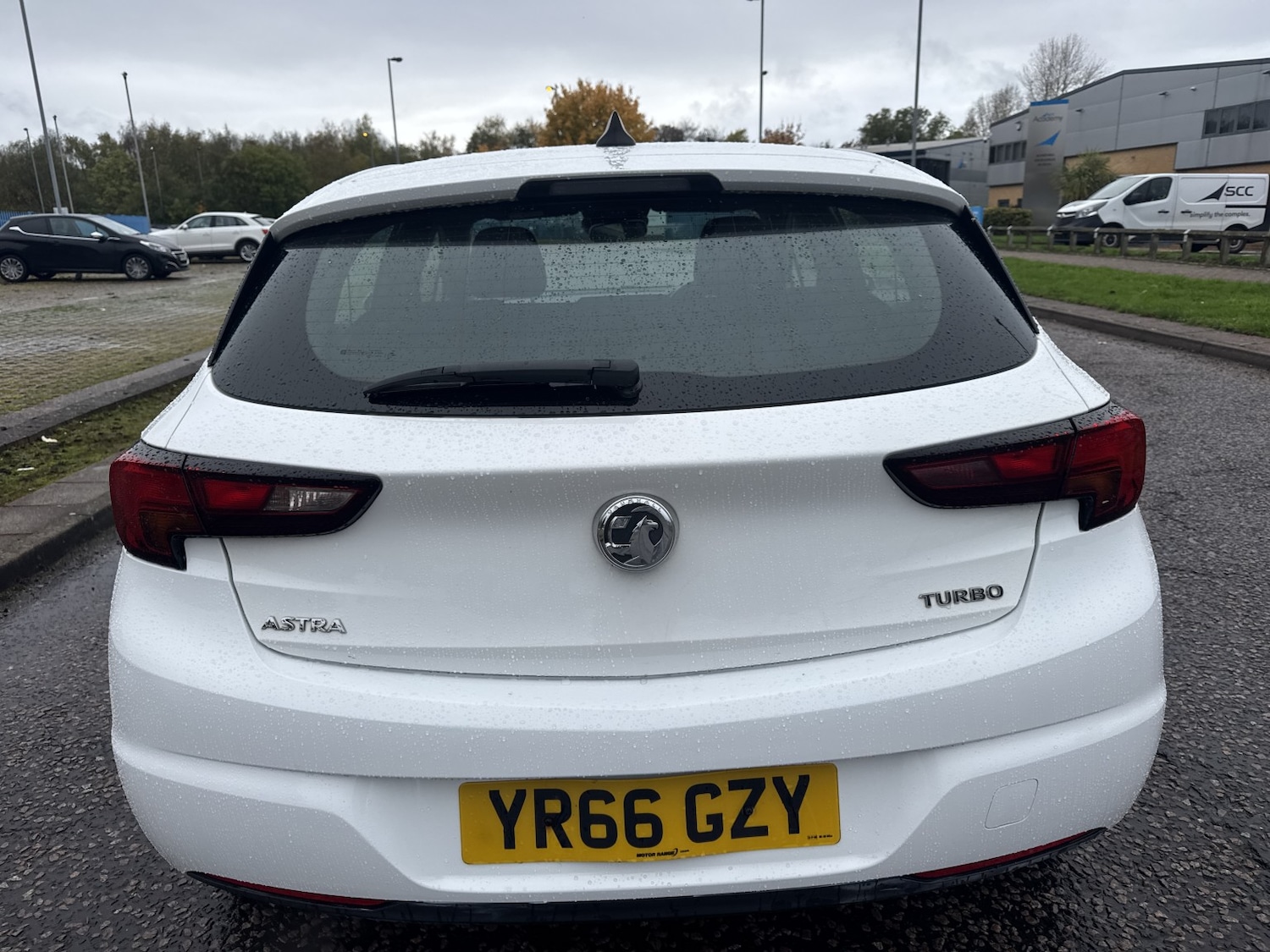 Used Vauxhall Astra 2016 for sale - 76769908: Photo 5
