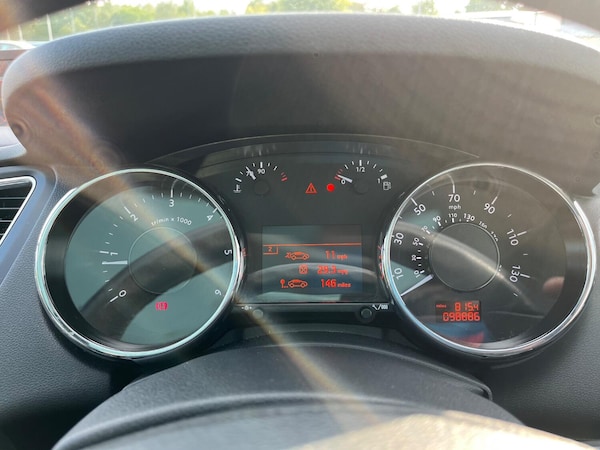 Used Peugeot 5008 2013 for sale - 75497289: Photo 16