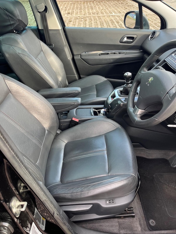 Used Peugeot 5008 2013 for sale - 75497289: Photo 19