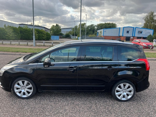 Used Peugeot 5008 2013 for sale - 75497289: Photo 5