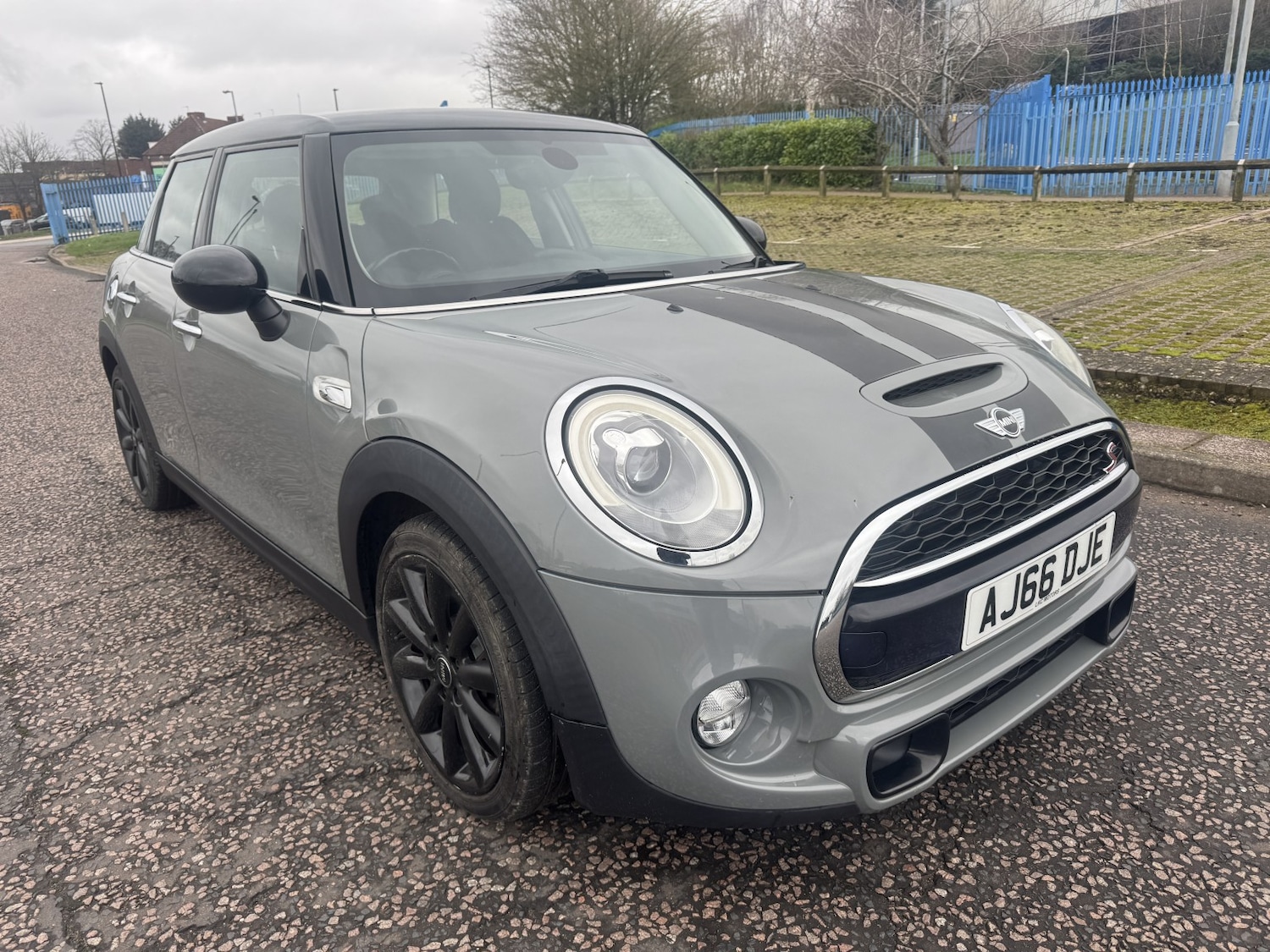 Used MINI Hatch 2016 for sale - 77707302: Photo 2