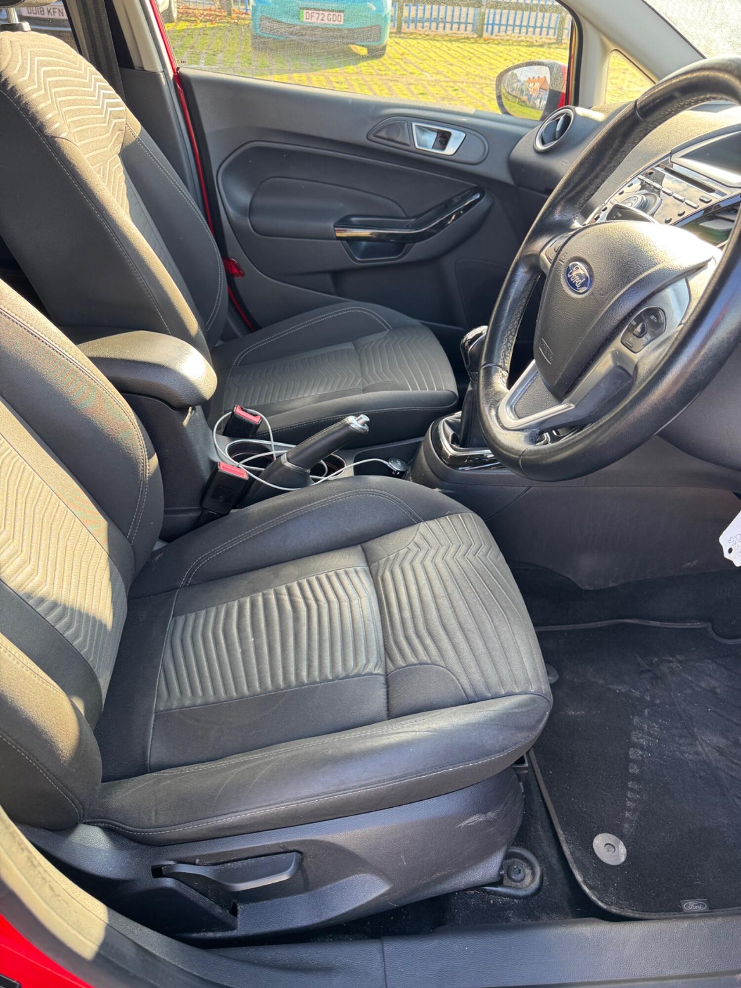 Used Ford Fiesta 2013 for sale - 76793515: Photo 10