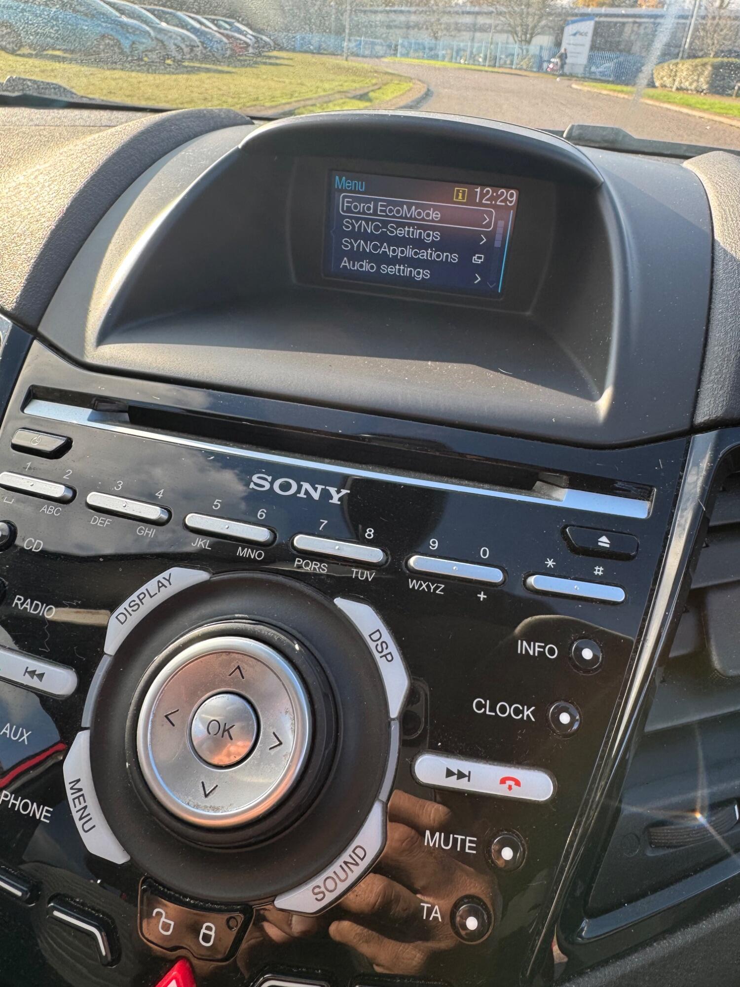 Used Ford Fiesta 2013 for sale - 76793515: Photo 15