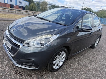 Used Peugeot 208 2016 for sale - 79395196: Photo