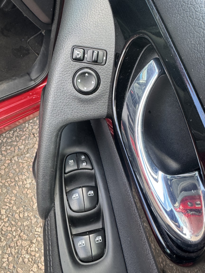 Used Nissan Qashqai 2018 for sale - 77836879: Photo 21