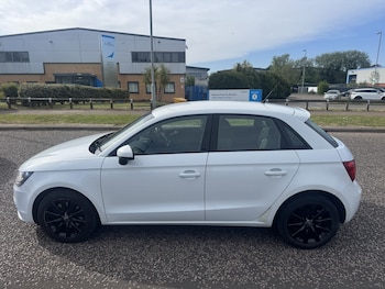 Used Audi A1 2014 for sale - 78433836: Photo