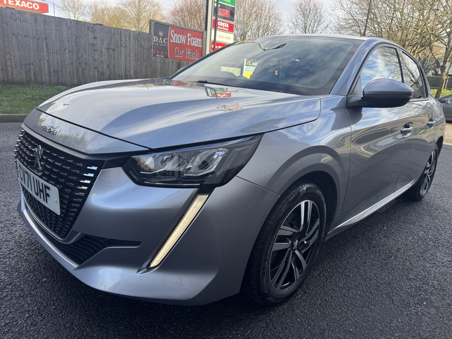 Used Peugeot 208 2021 for sale - 77813139: Photo 2