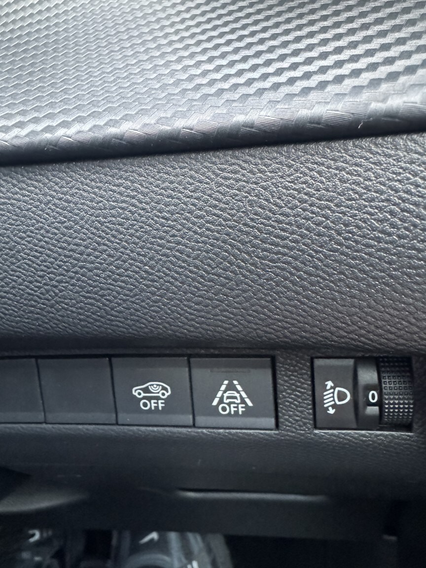 Used Peugeot 208 2021 for sale - 77813139: Photo 30