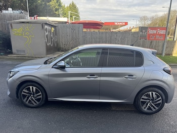 Used Peugeot 208 2021 for sale - 77813139: Photo