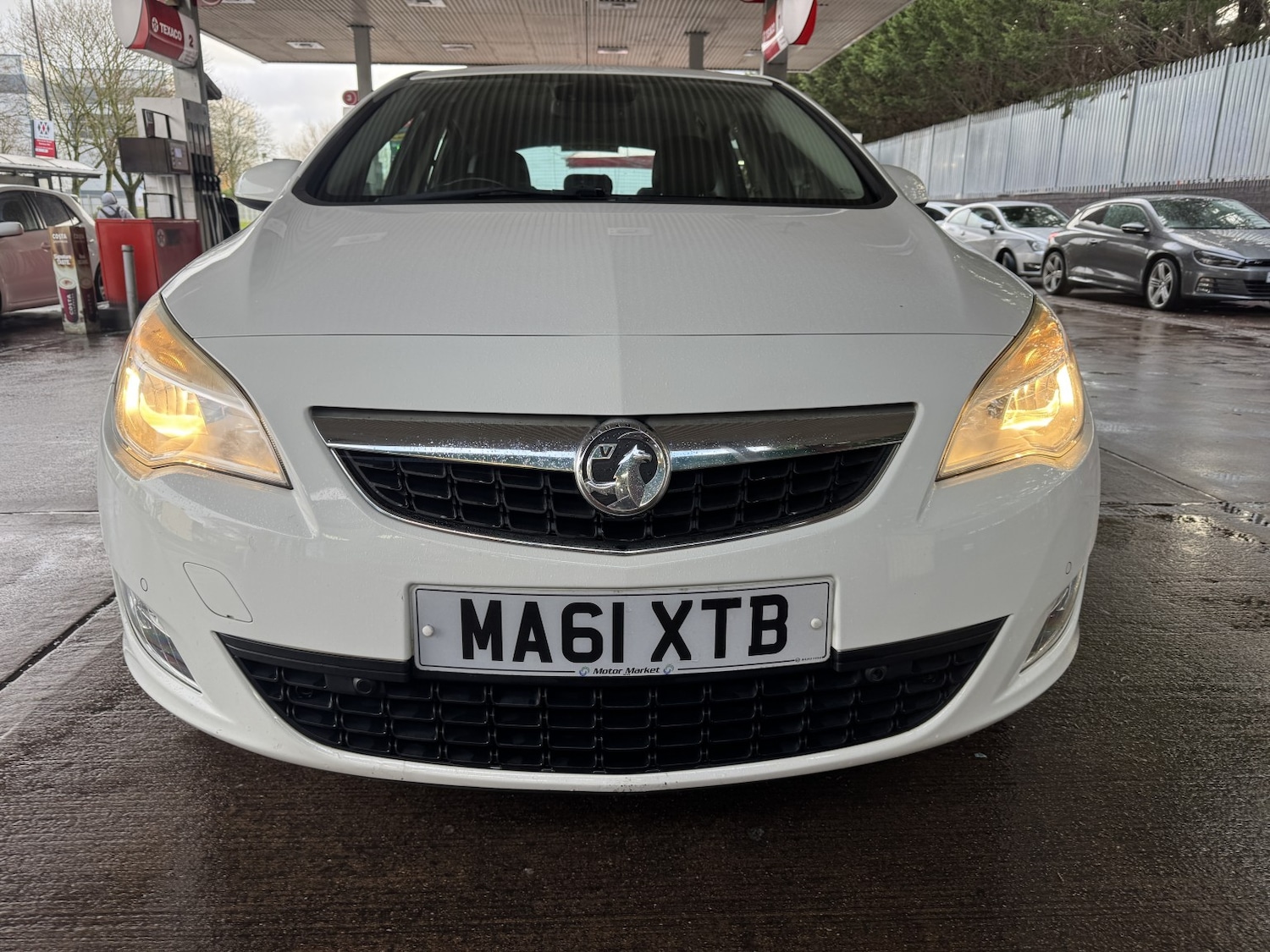 Used Vauxhall Astra 2011 for sale - 76848665: Photo 1