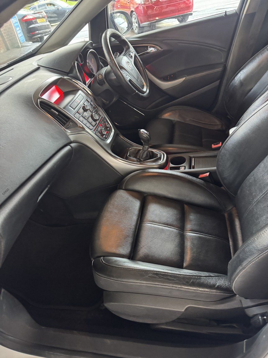 Used Vauxhall Astra 2011 for sale - 76848665: Photo 14