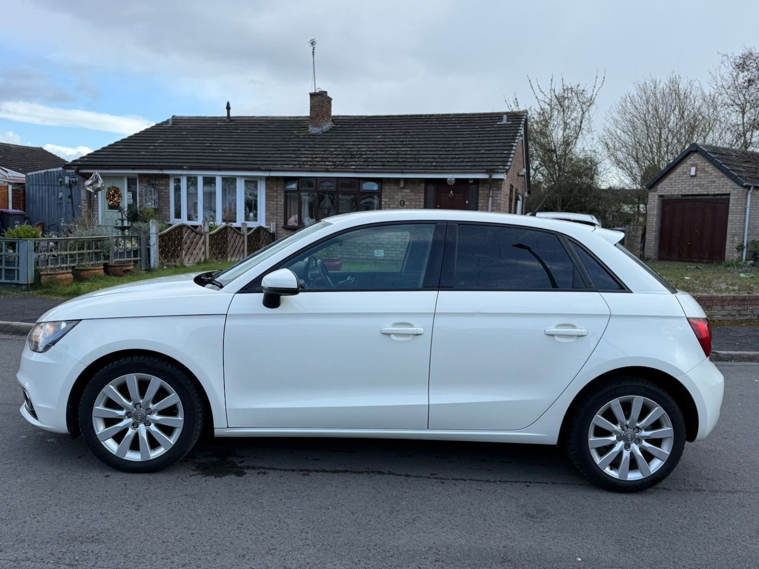 Used Audi A1 2012 for sale - 78182937: Photo 10