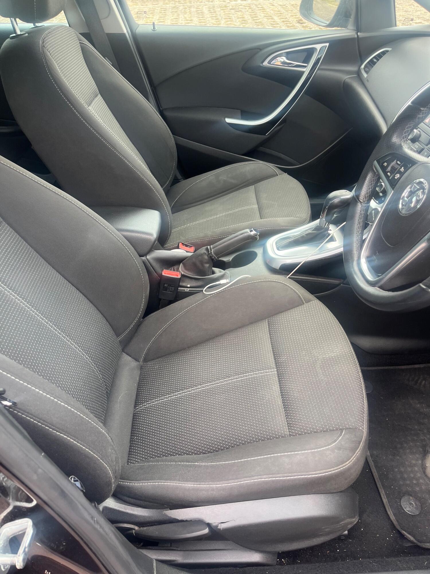 Used Vauxhall Astra 2013 for sale - 77464924: Photo 13