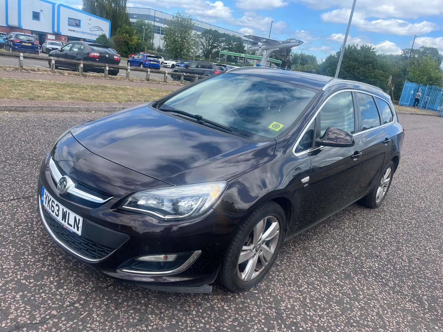 Used Vauxhall Astra 2013 for sale - 77464924: Photo 5