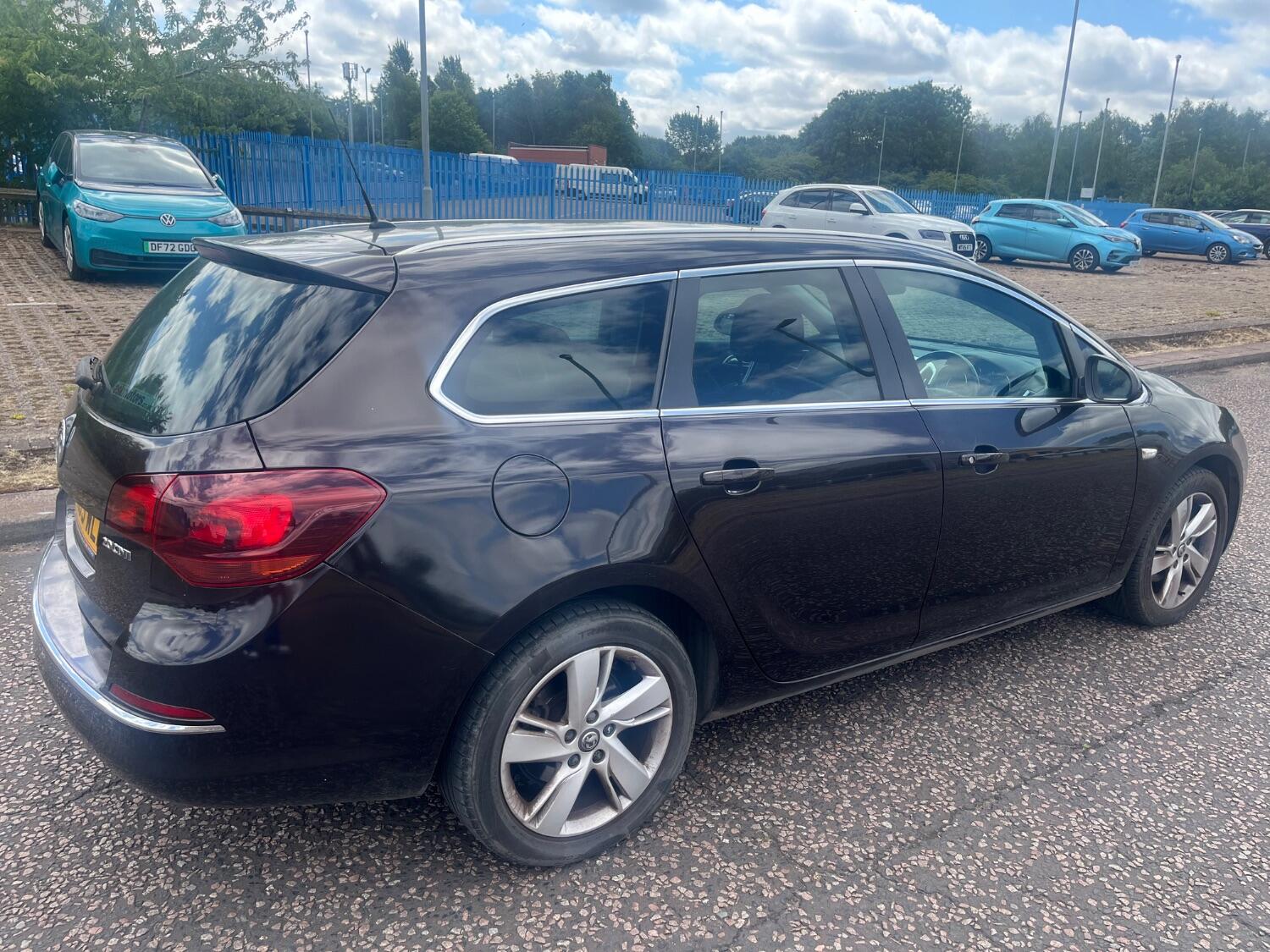 Used Vauxhall Astra 2013 for sale - 77464924: Photo 7
