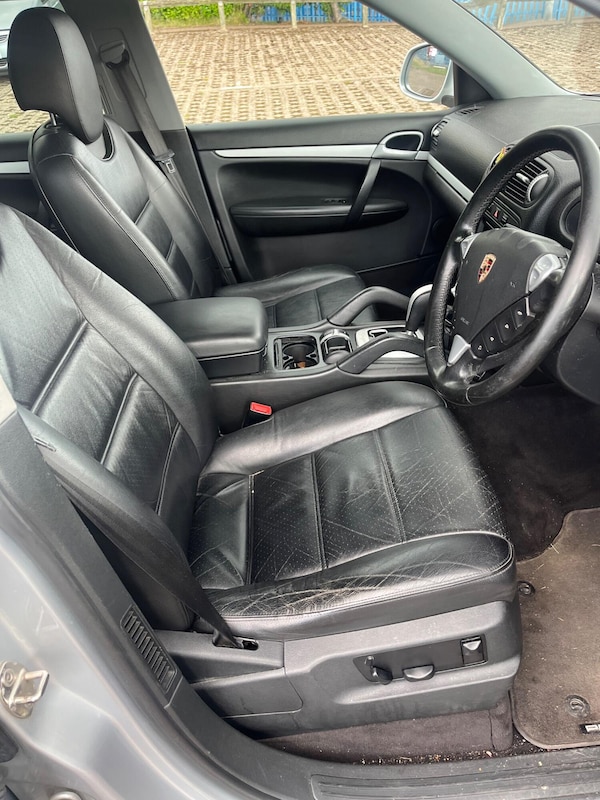 Used Porsche Cayenne 2005 for sale - 75497269: Photo 16