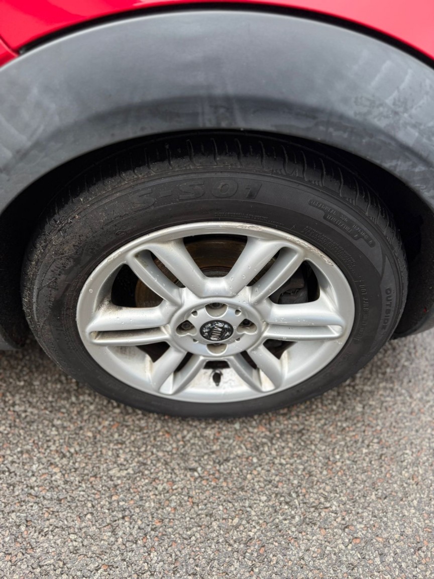 Used MINI Convertible 2010 for sale - 77494703: Photo 13