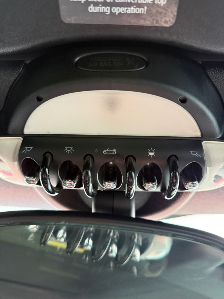 Used MINI Convertible 2010 for sale - 77494703: Photo 20