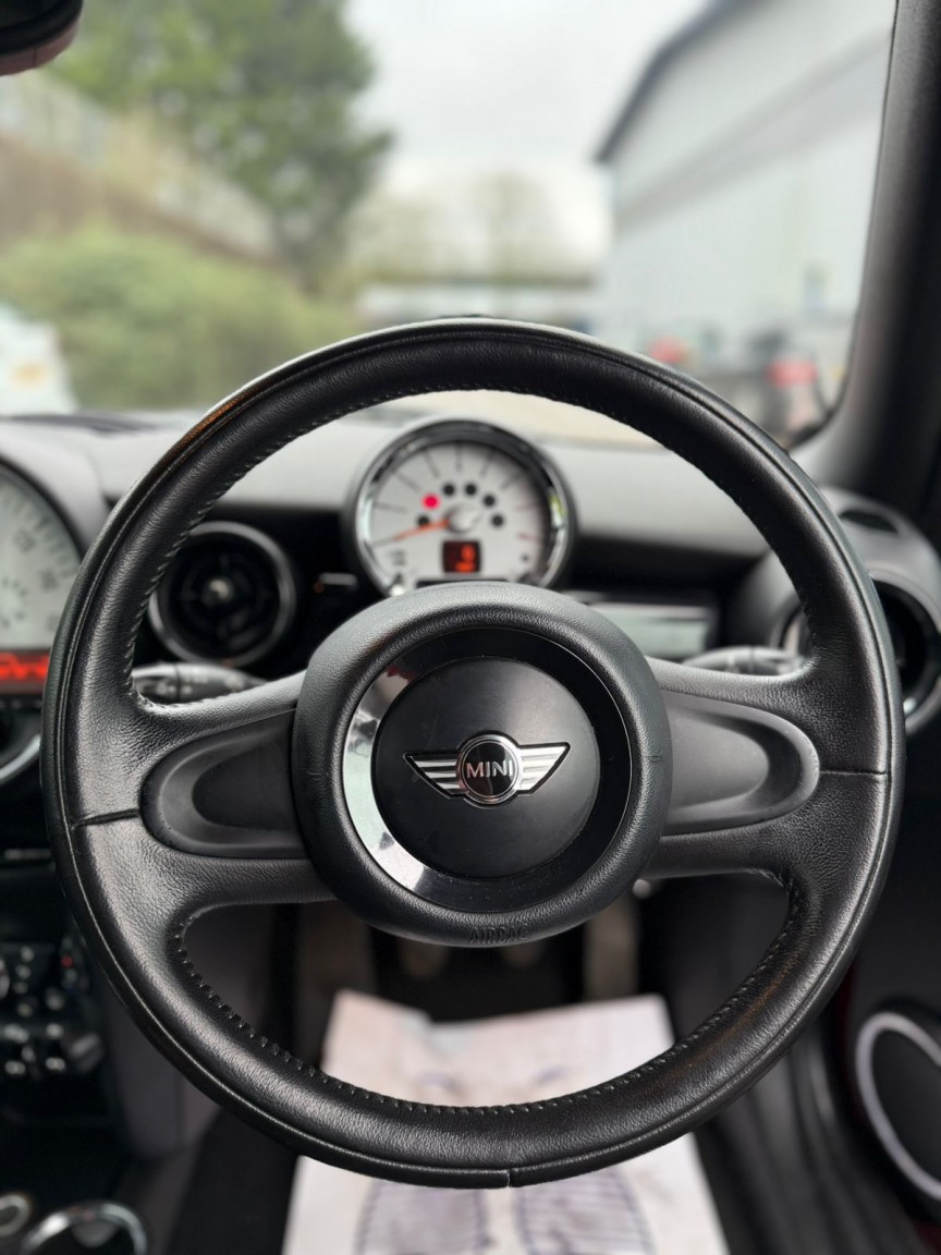 Used MINI Convertible 2010 for sale - 77494703: Photo 21