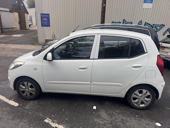 Used Hyundai i10 2013 for sale - 79067351: Photo