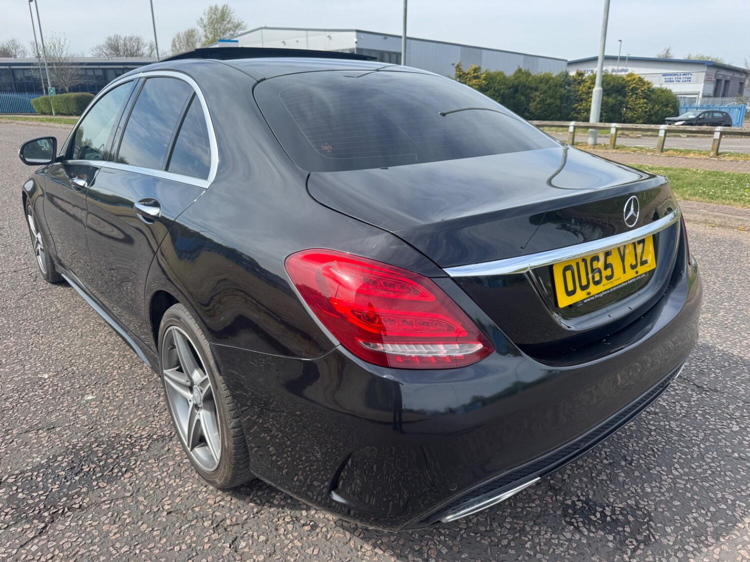 Used Mercedes-Benz C Class 2015 for sale - 76793495: Photo 6