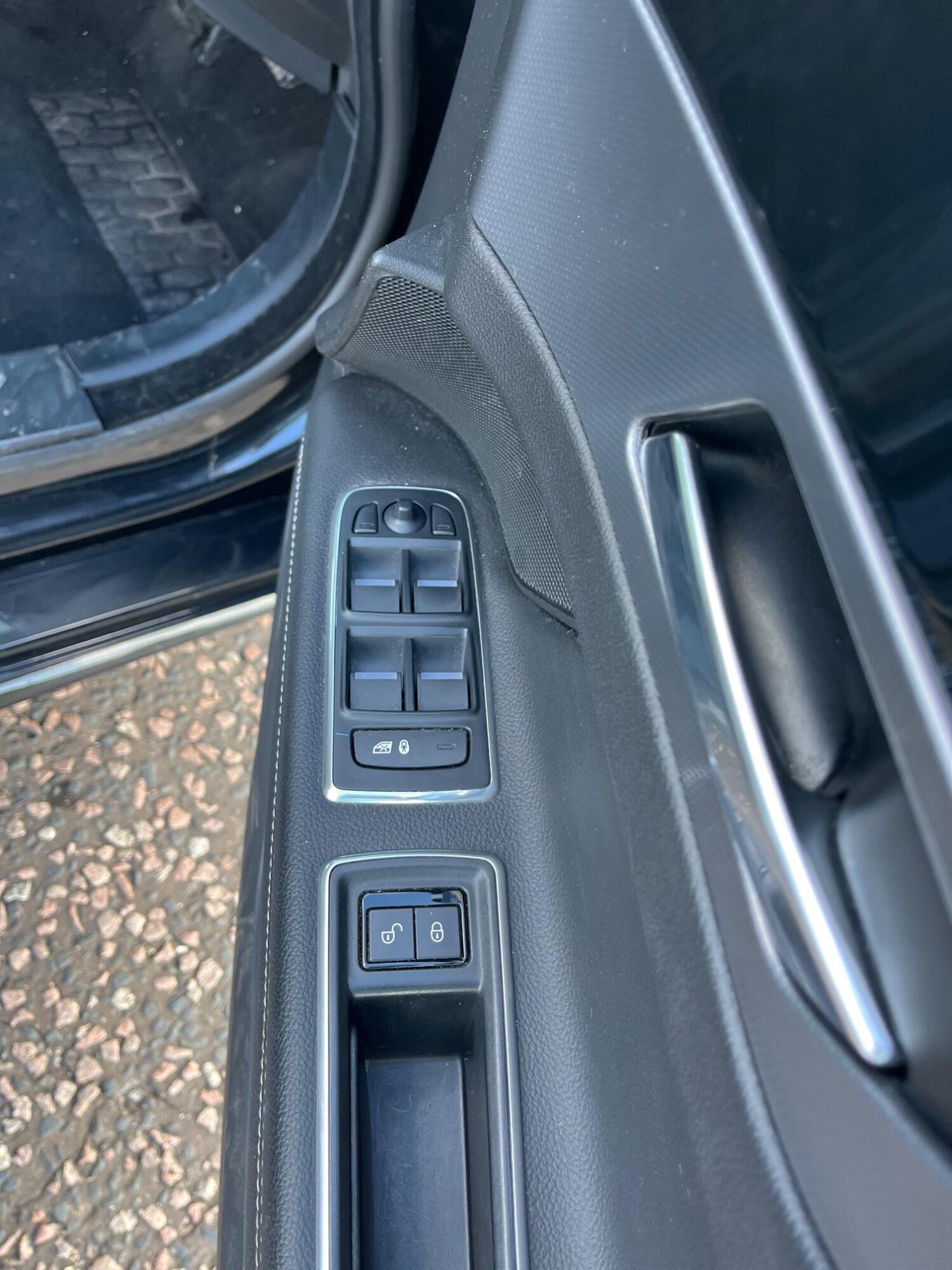 Used Jaguar XF 2018 for sale - 76793467: Photo 16