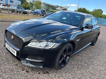 Used Jaguar XF 2018 for sale - 76793467: Photo