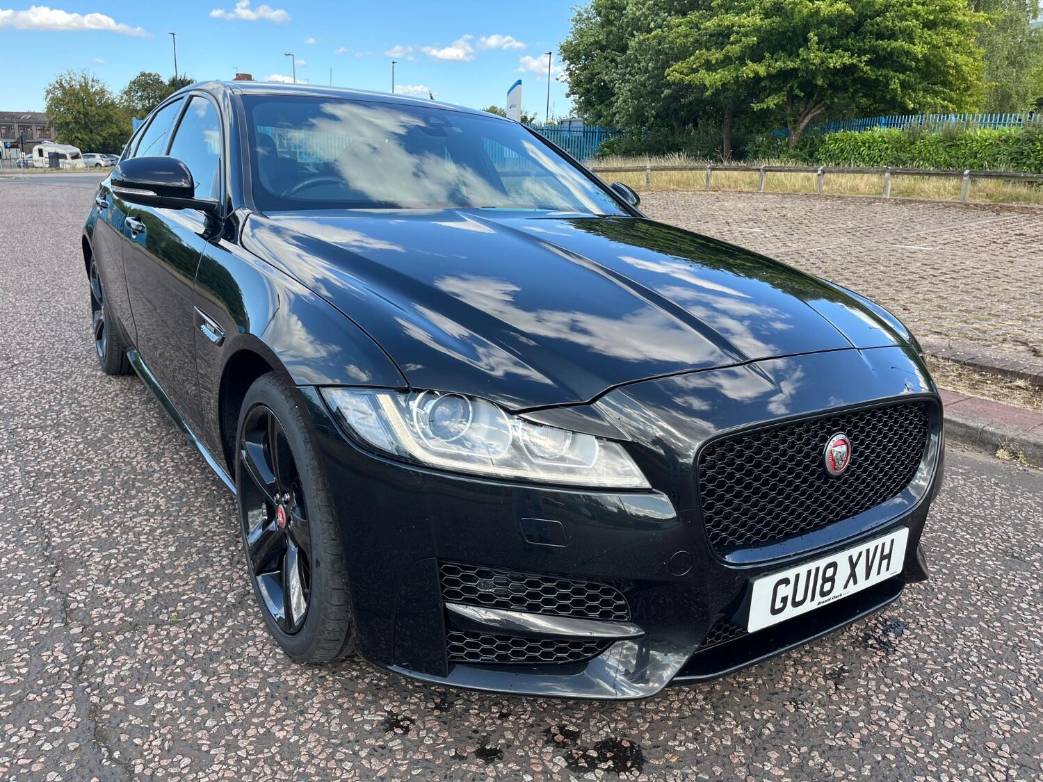 Used Jaguar XF 2018 for sale - 76793467: Photo 8