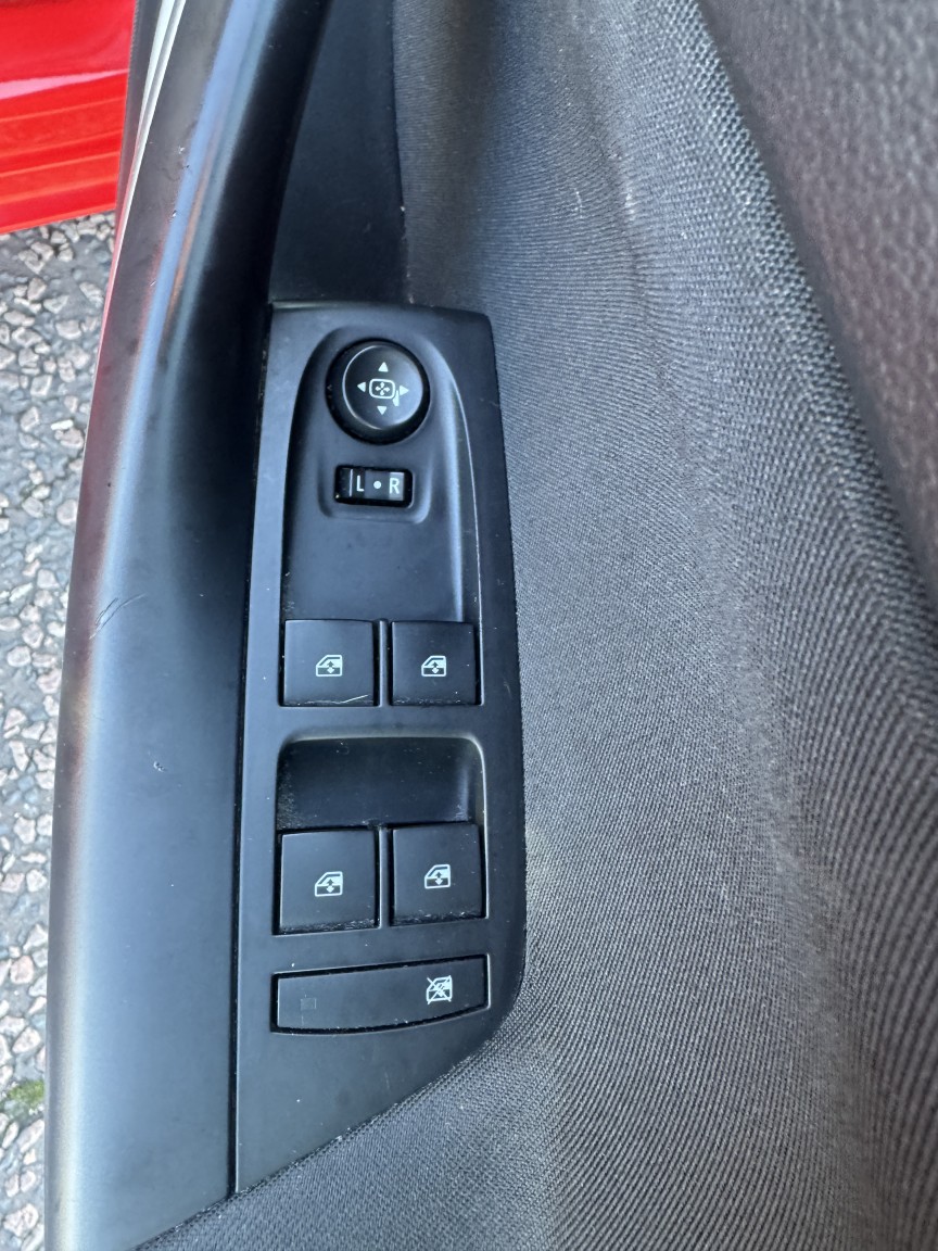 Used Vauxhall Astra 2017 for sale - 76699327: Photo 13