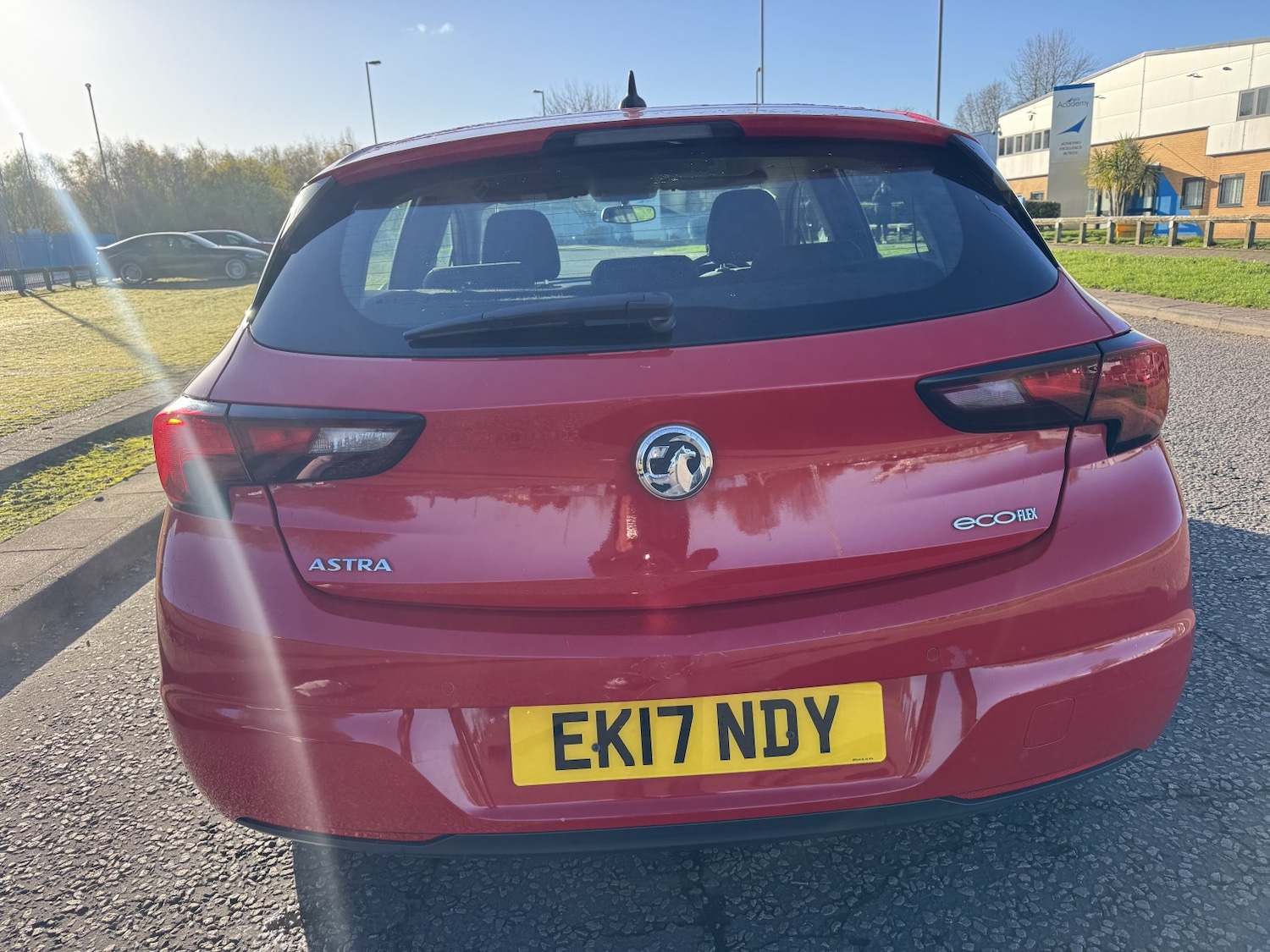 Used Vauxhall Astra 2017 for sale - 76699327: Photo 5