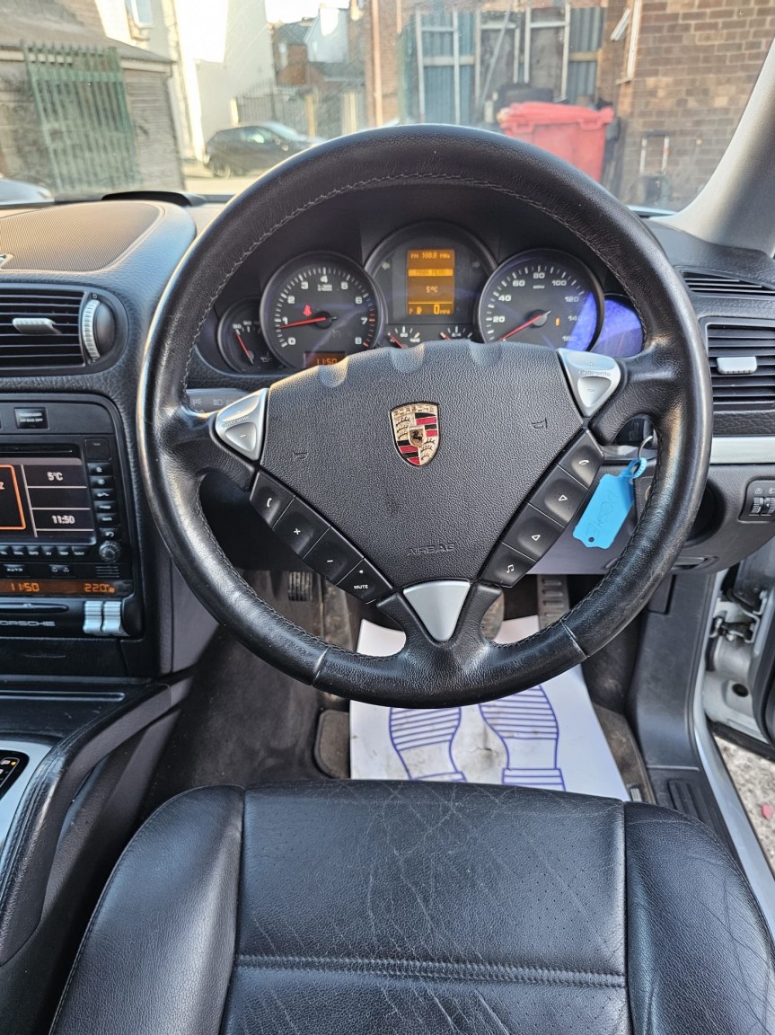 Used Porsche Cayenne 2005 for sale - 77077110: Photo 11