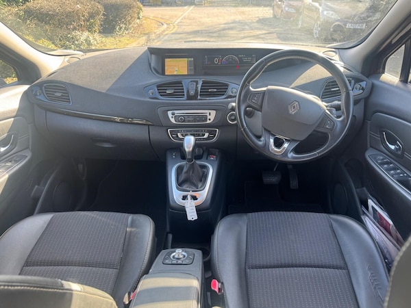 Used Renault Grand Scenic 2014 for sale - 73832628: Photo 11