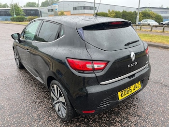 Used Renault Clio 2016 for sale - 76793472: Photo