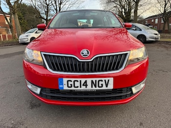 2014 - 1.6 TDI Elegance 5-Door