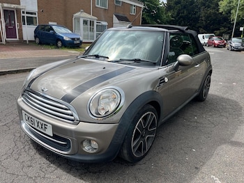 Used MINI Convertible 2011 for sale - 76793478: Photo