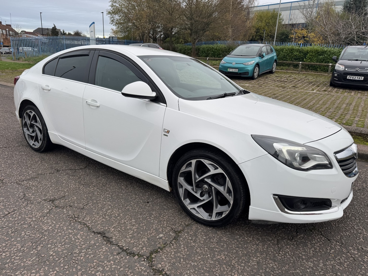 Used Vauxhall Insignia 2017 for sale - 77077118: Photo 8