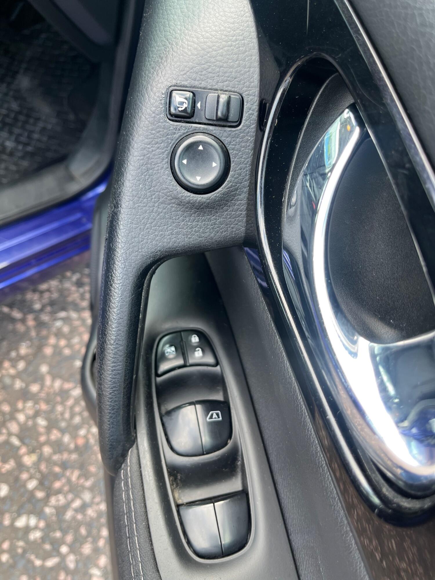 Used Nissan Qashqai 2014 for sale - 76793457: Photo 14