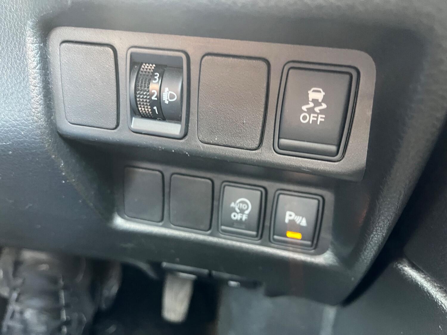 Used Nissan Qashqai 2014 for sale - 76793457: Photo 17