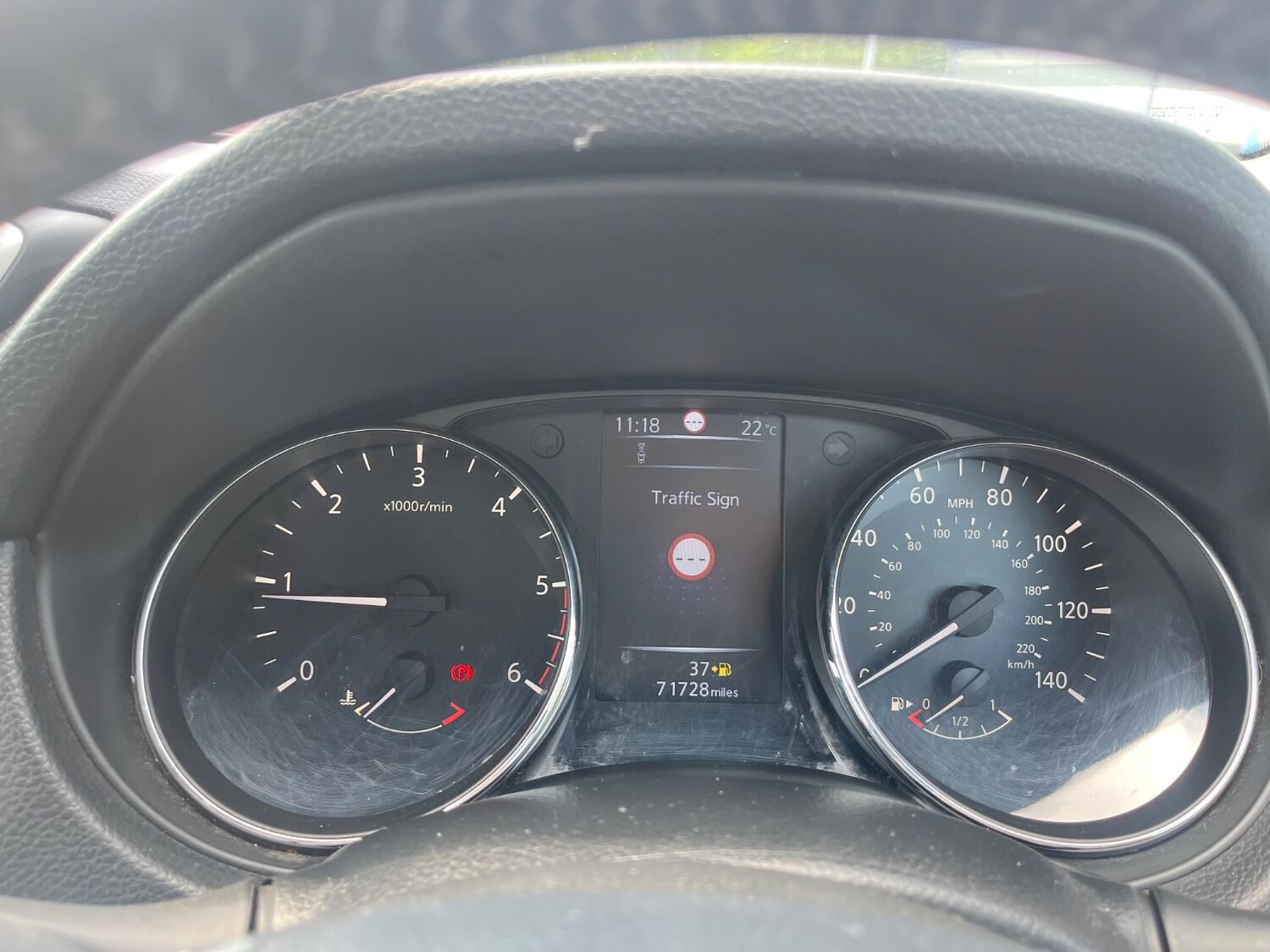 Used Nissan Qashqai 2014 for sale - 76793457: Photo 18