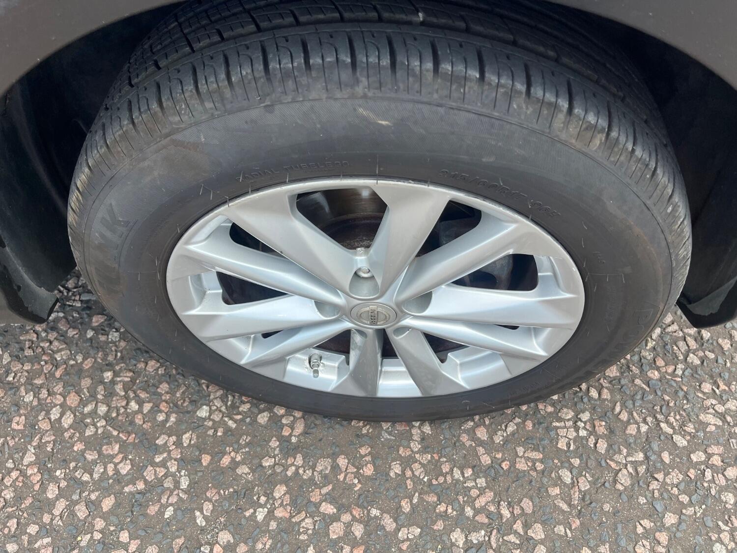 Used Nissan Qashqai 2014 for sale - 76793457: Photo 24