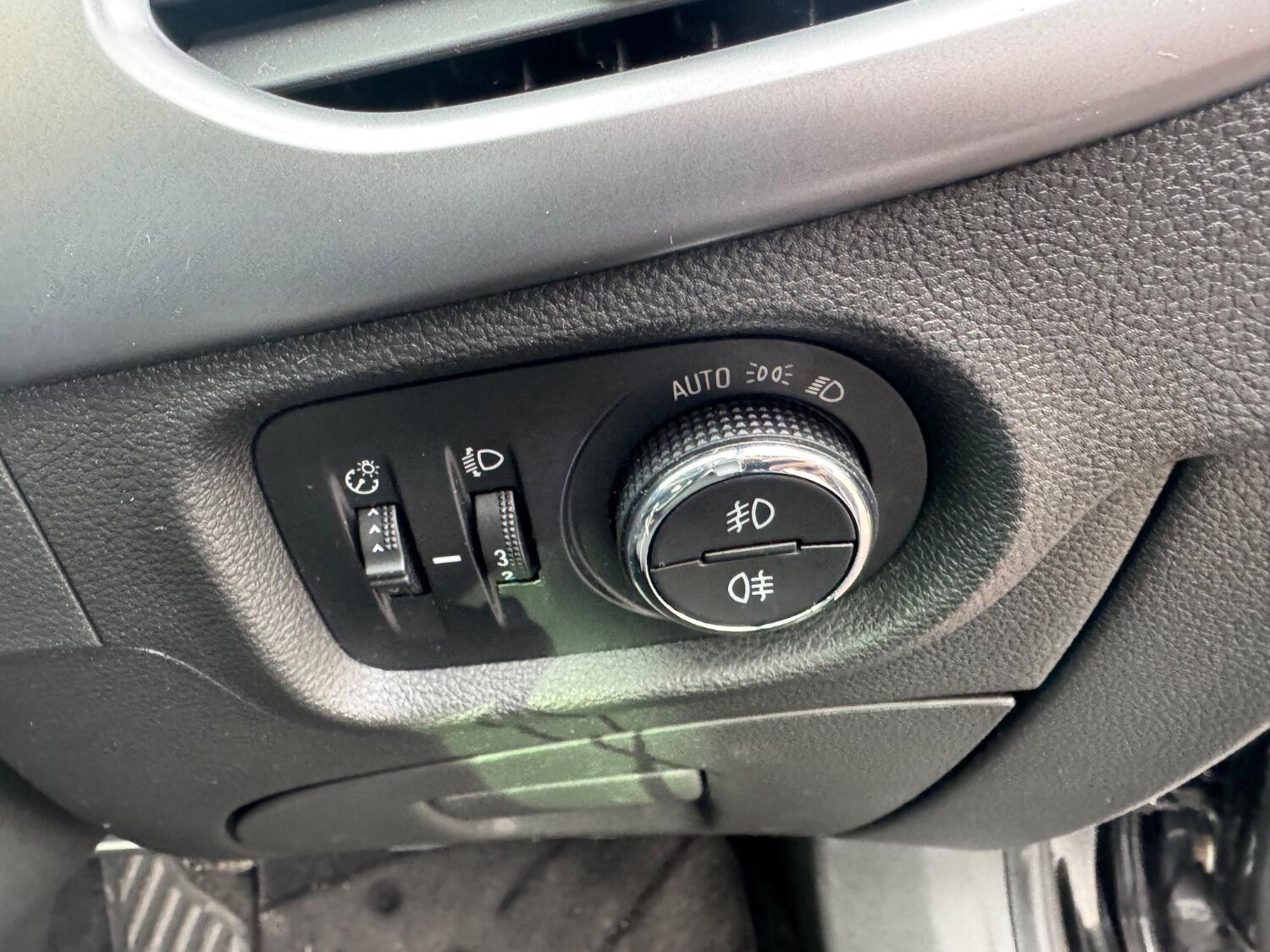 Used Vauxhall Astra 2019 for sale - 76793521: Photo 16