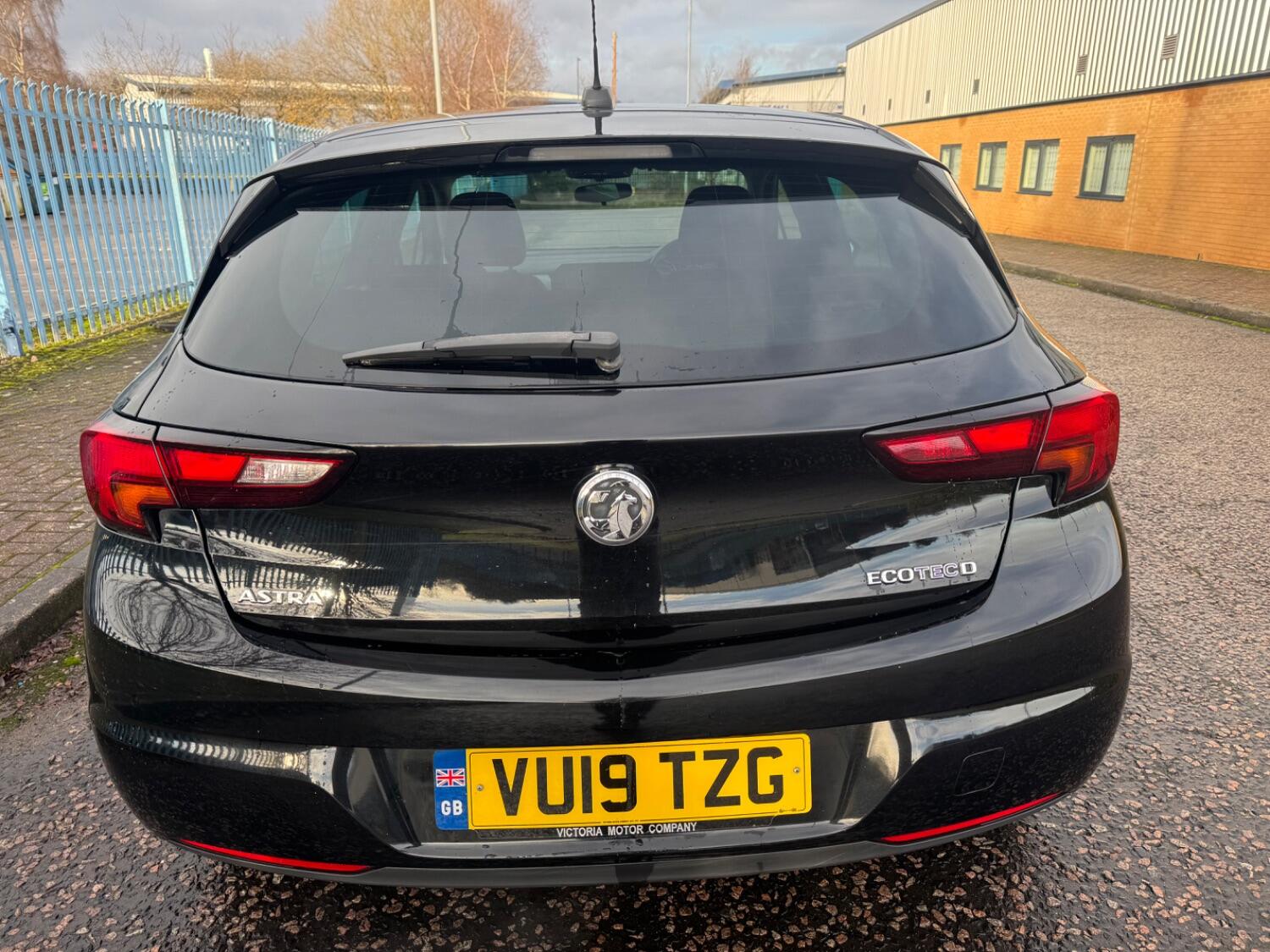 Used Vauxhall Astra 2019 for sale - 76793521: Photo 2