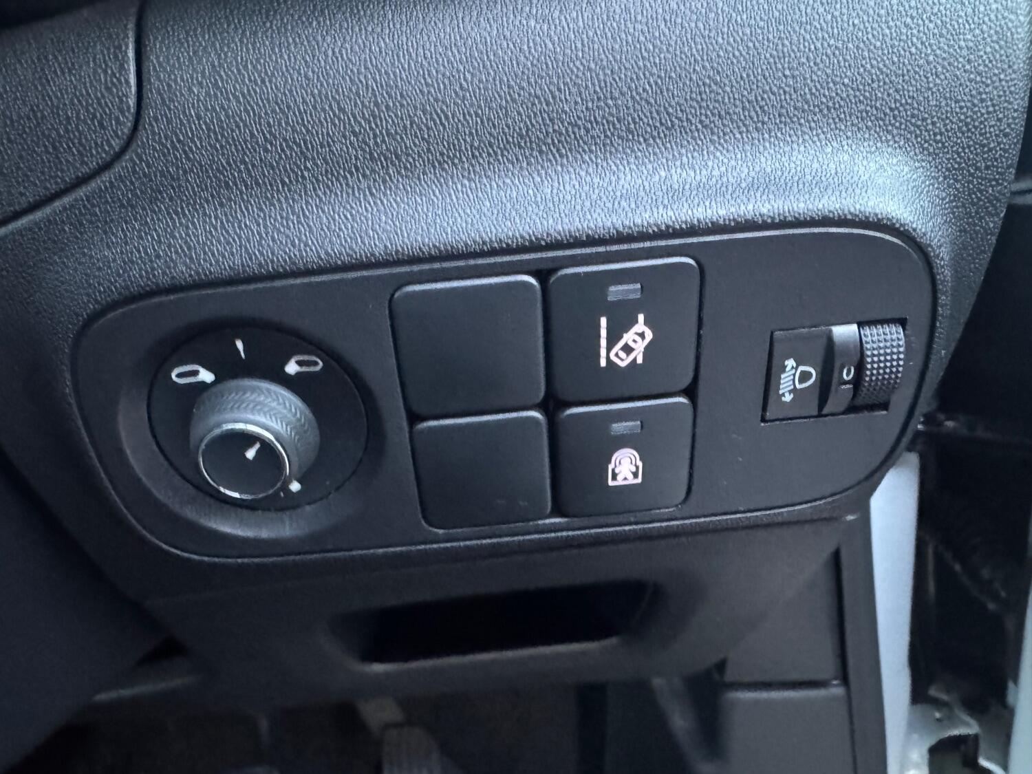 Used Citroen C3 2018 for sale - 76793514: Photo 19