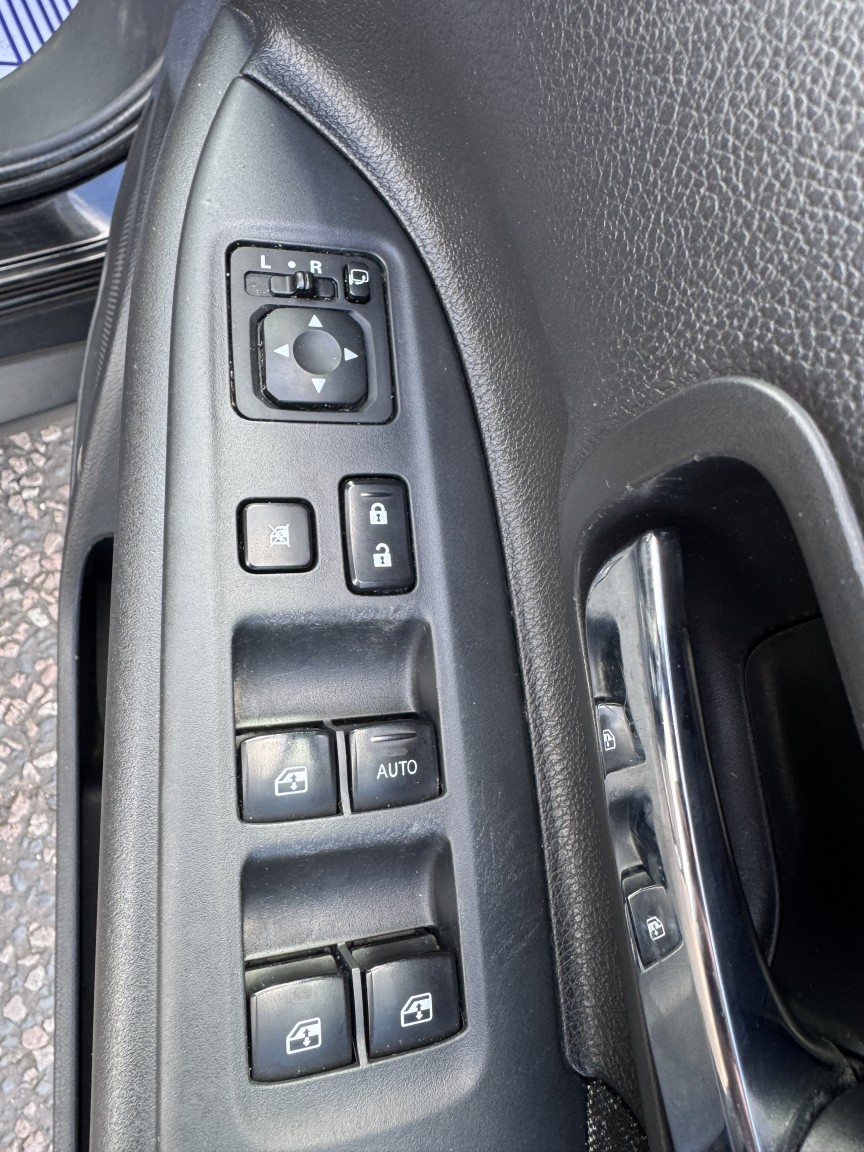 Used Mitsubishi Outlander 2018 for sale - 77897791: Photo 21