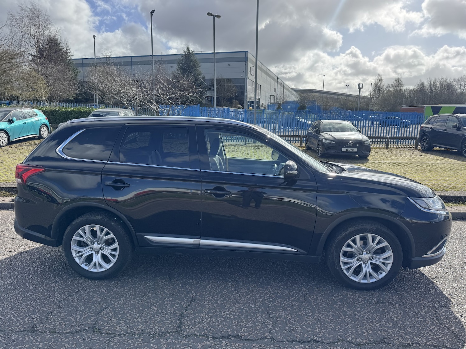 Used Mitsubishi Outlander 2018 for sale - 77897791: Photo 3