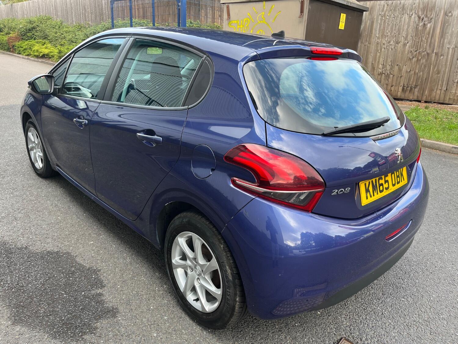 Used Peugeot 208 2015 for sale - 76793451: Photo 5