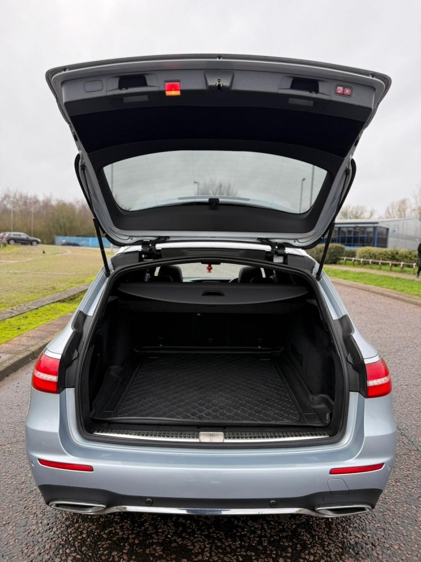 Used Mercedes-Benz E Class 2017 for sale - 77494705: Photo 12