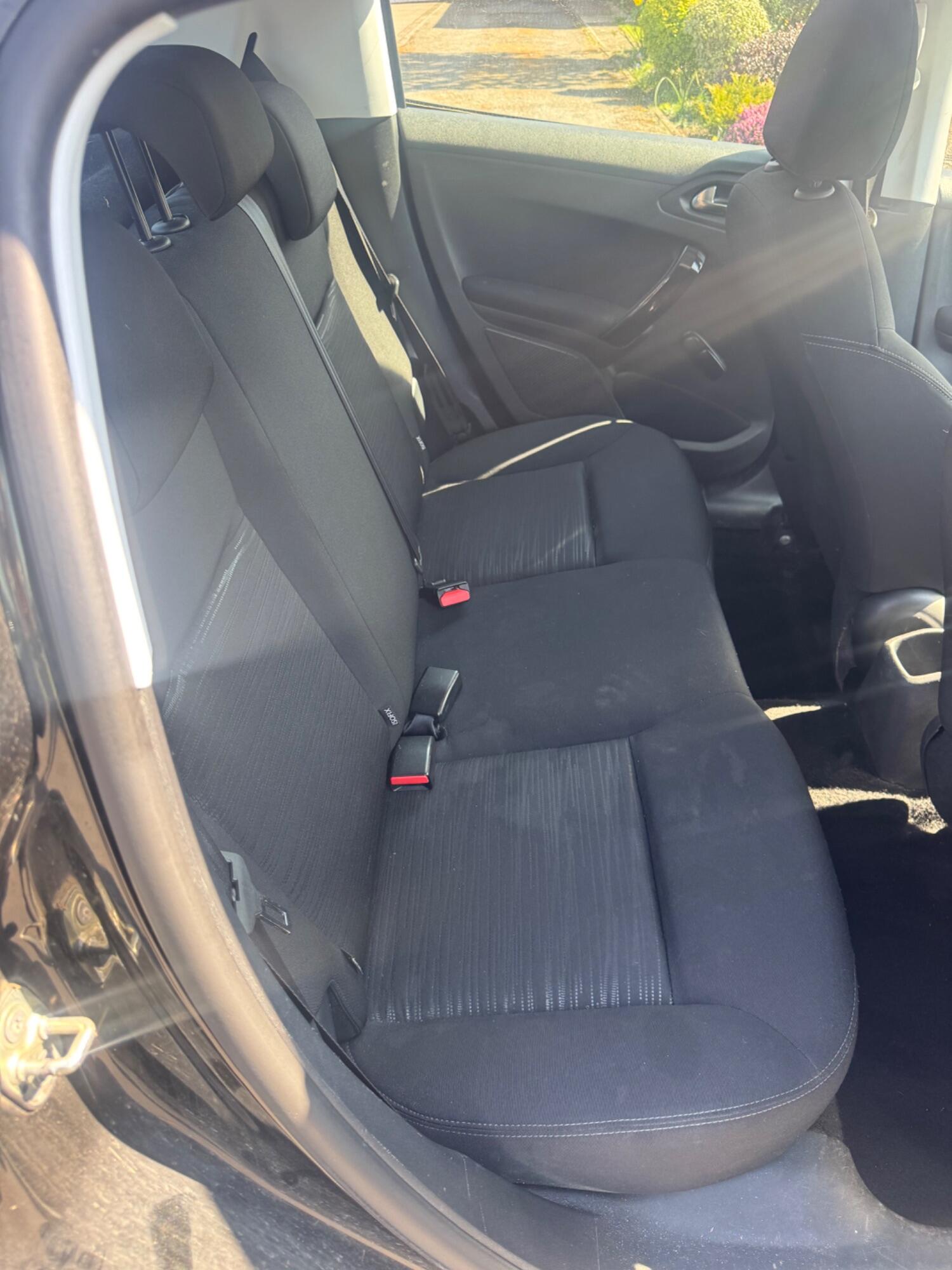 Used Peugeot 208 2013 for sale - 77395167: Photo 10