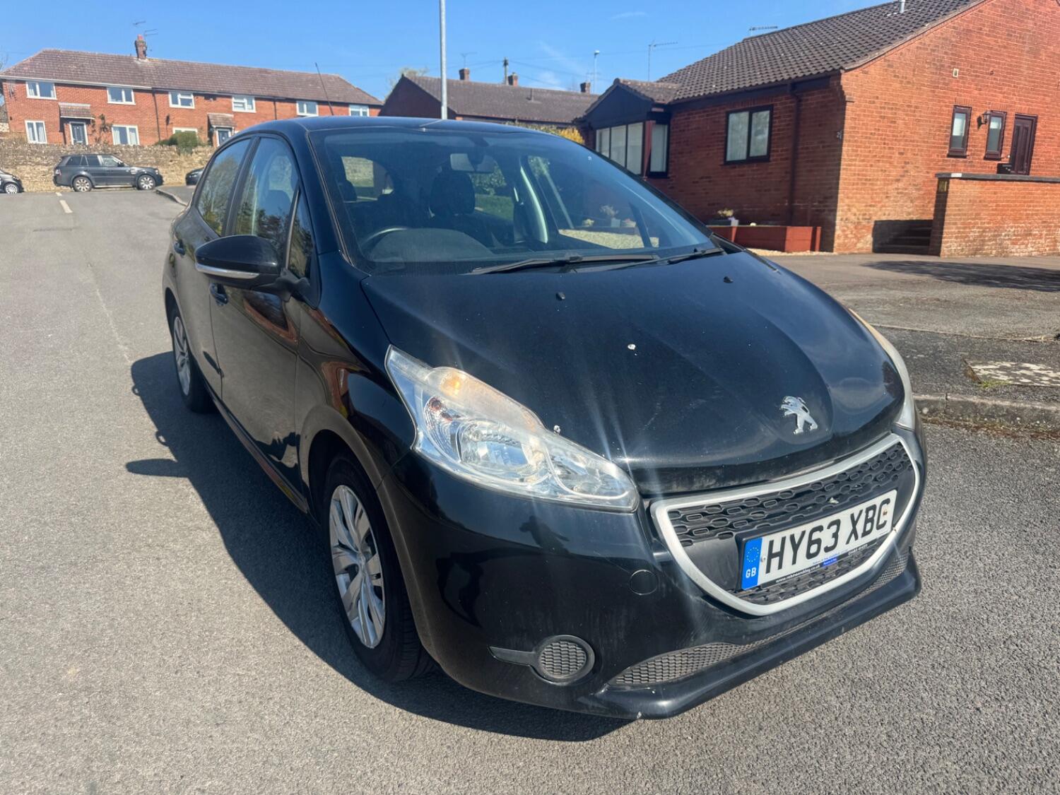 Used Peugeot 208 2013 for sale - 77395167: Photo 2