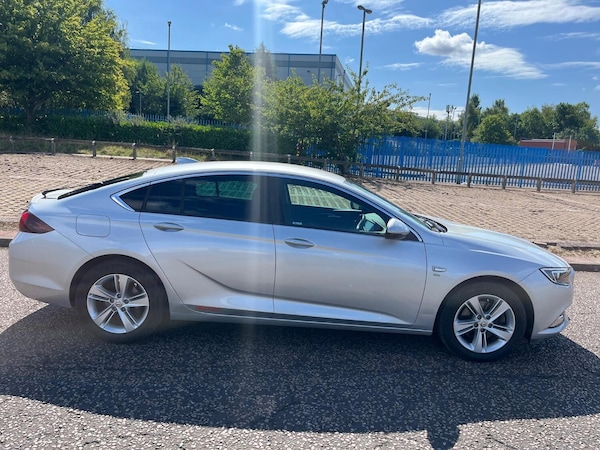 Used Vauxhall Insignia 2018 for sale - 75457533: Photo 6